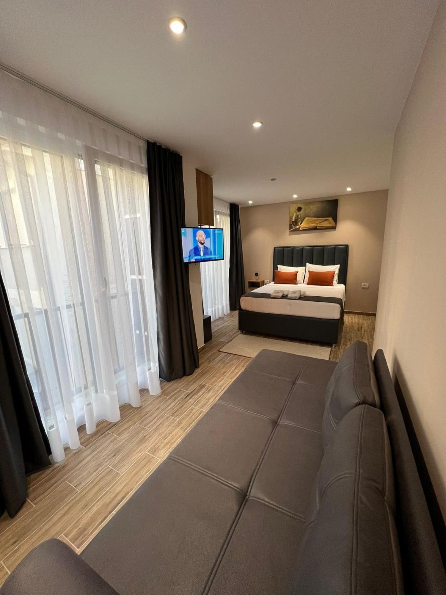 Comfort Hotel Struga Luaran gambar
