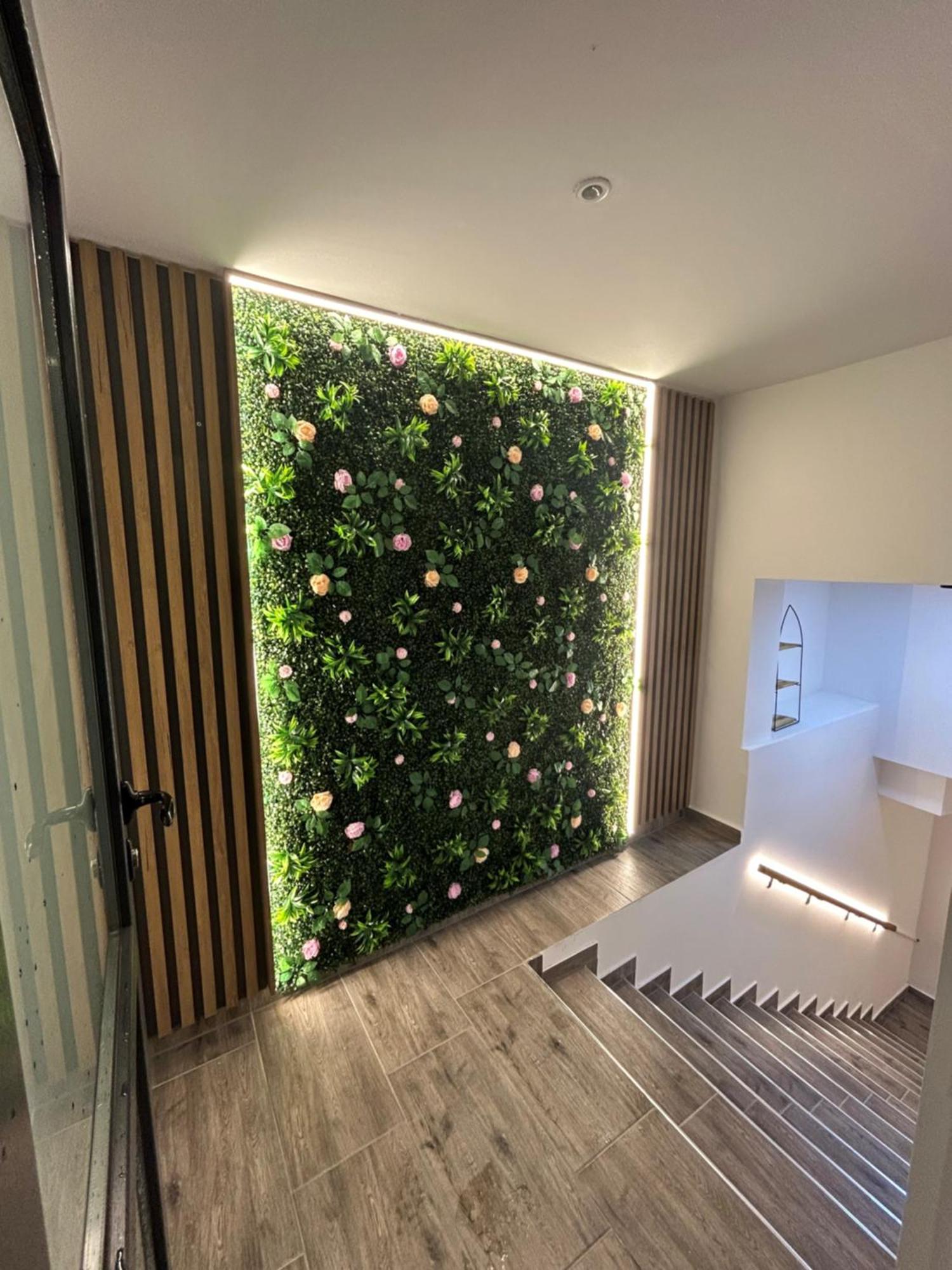 Comfort Hotel Struga Luaran gambar