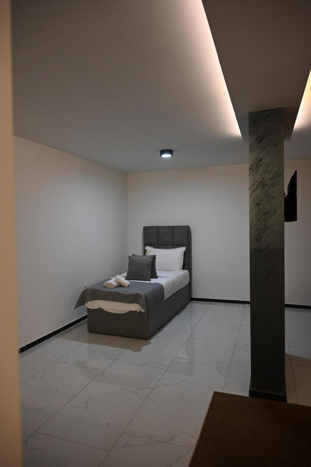 Comfort Hotel Struga Luaran gambar